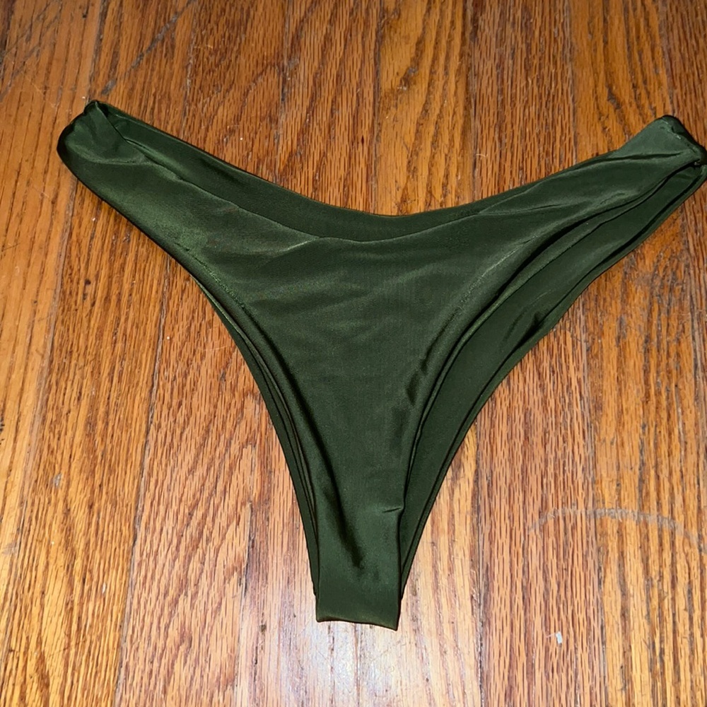 SHEIN Cheeky Bikini Bottom- L